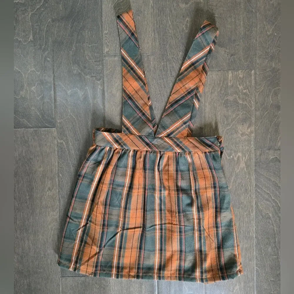 Max Studio Kids Jumper Size  7 Plaid Pleated Brown Green Girls